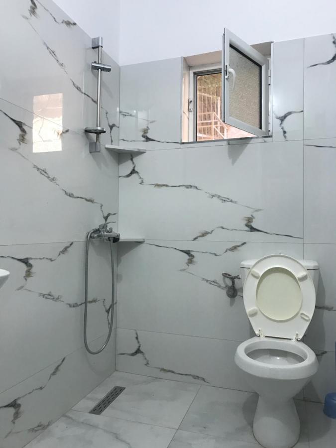סרנדה Apartament Roisin מראה חיצוני תמונה