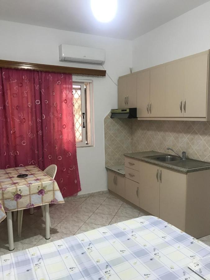 סרנדה Apartament Roisin מראה חיצוני תמונה
