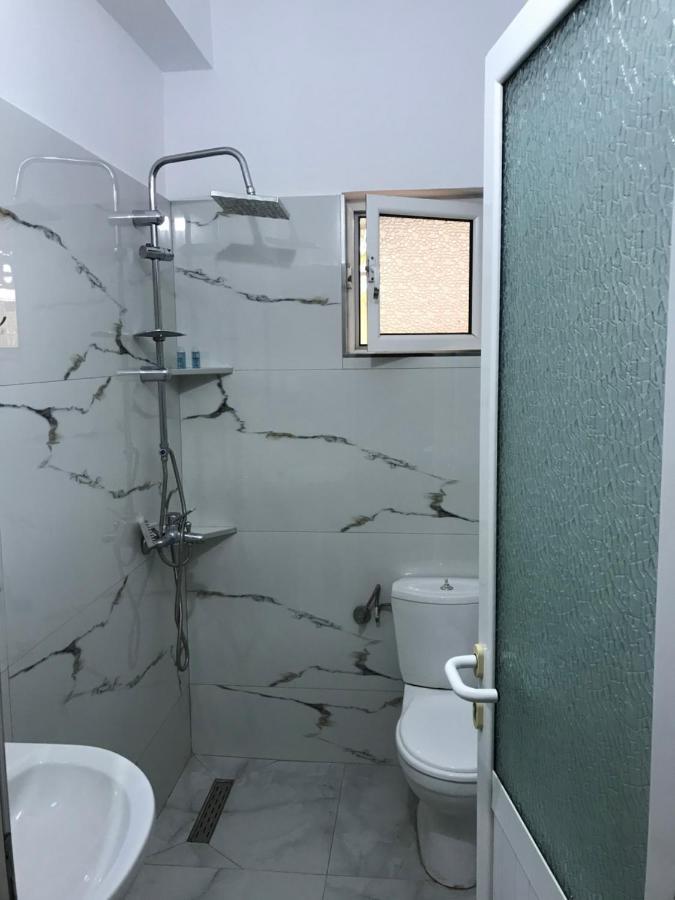 סרנדה Apartament Roisin מראה חיצוני תמונה