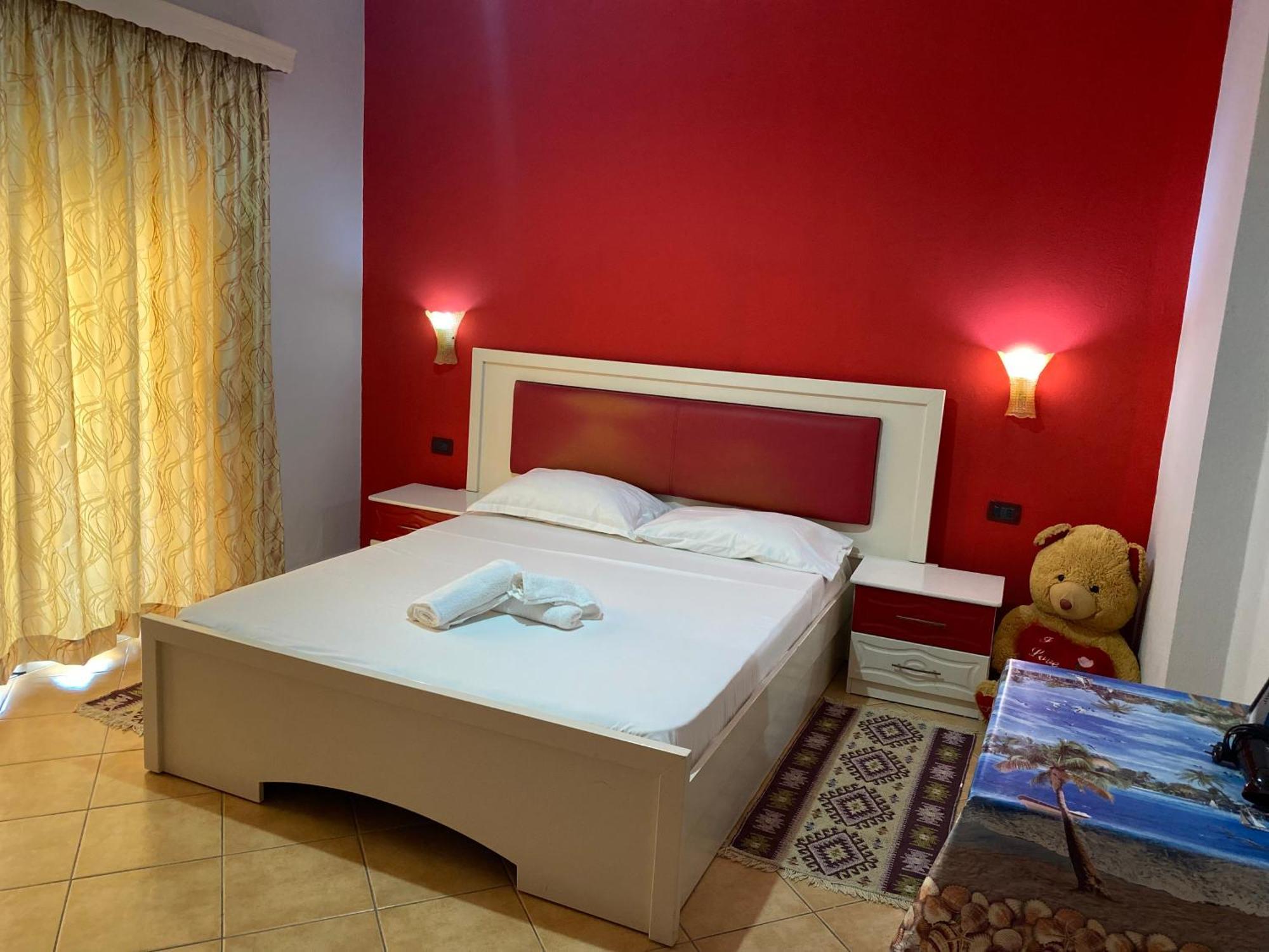 סרנדה Apartament Roisin מראה חיצוני תמונה